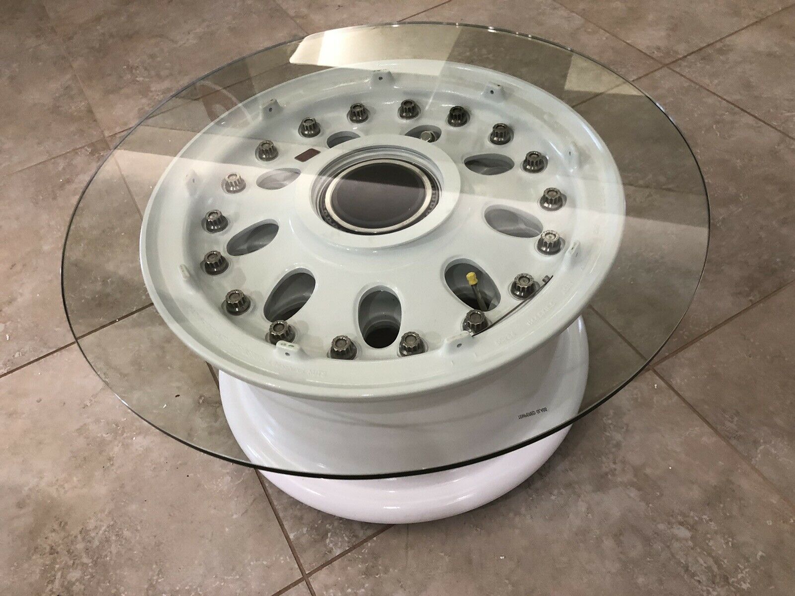 Boeing 737 spinning Wheel Coffee Table, Polished Bolts Nose Art